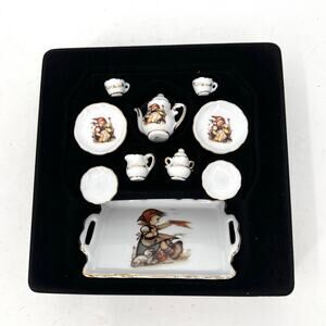 Hummel Goebel " MiniatureTea Set - Girl ducklings and lamb